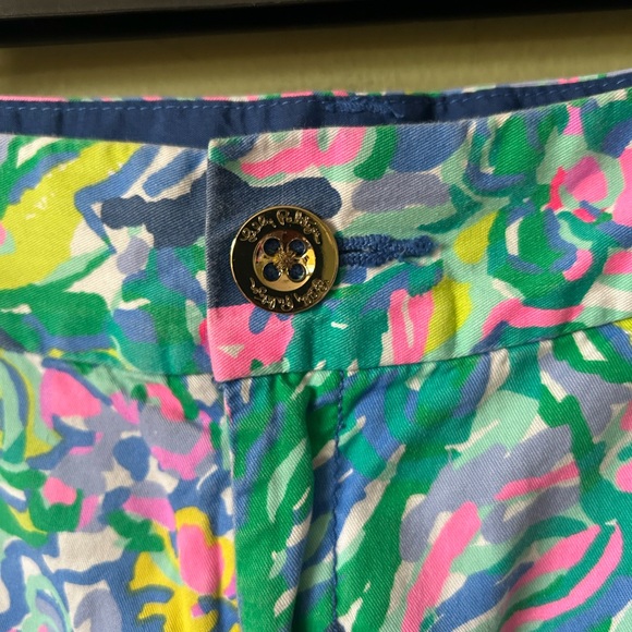 Lilly Pulitzer Jayne Multicolor Floral Shorts - Pink, Green & Blue Sz 0 - Picture 3 of 7